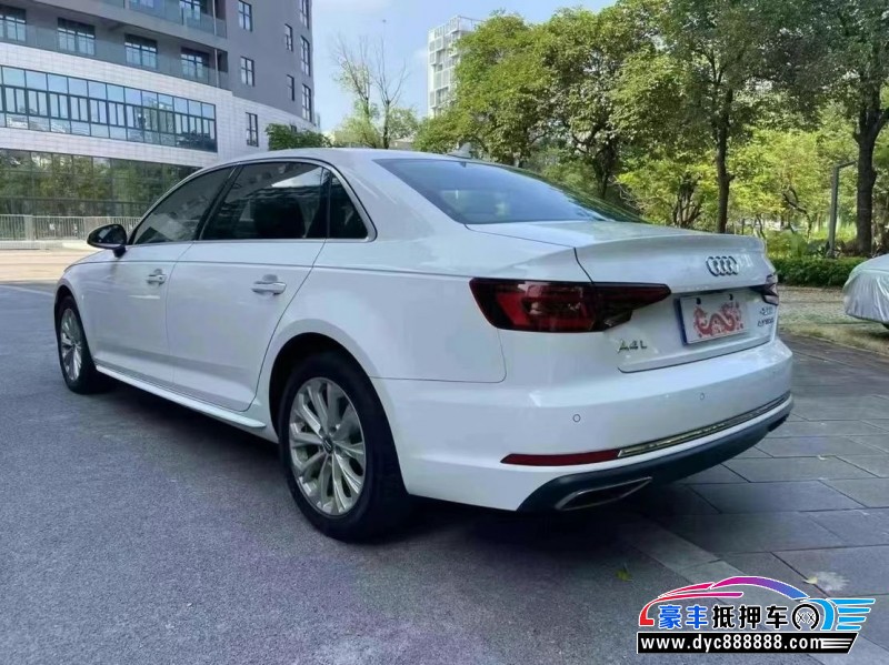 20年奥迪A4L轿车抵押车出售