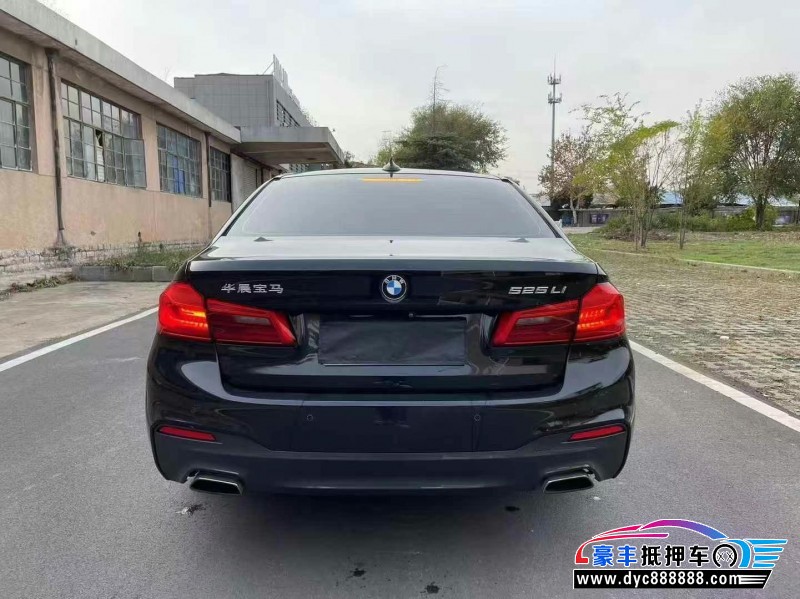 18年宝马5系轿车抵押车出售