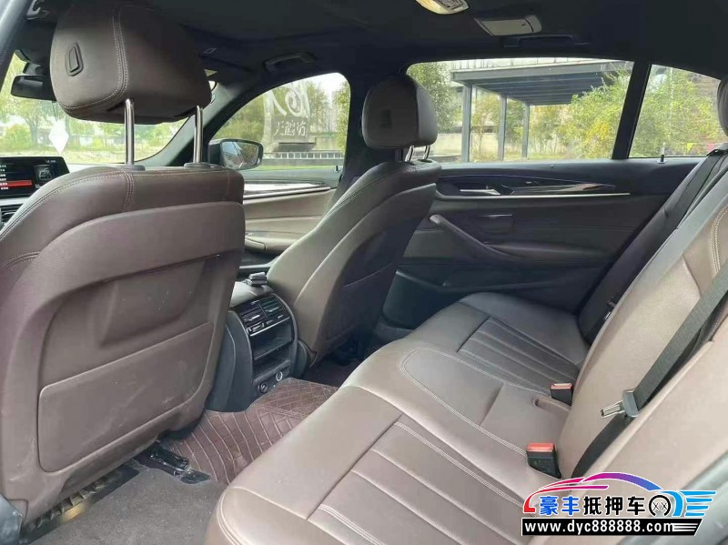 18年宝马5系轿车抵押车出售