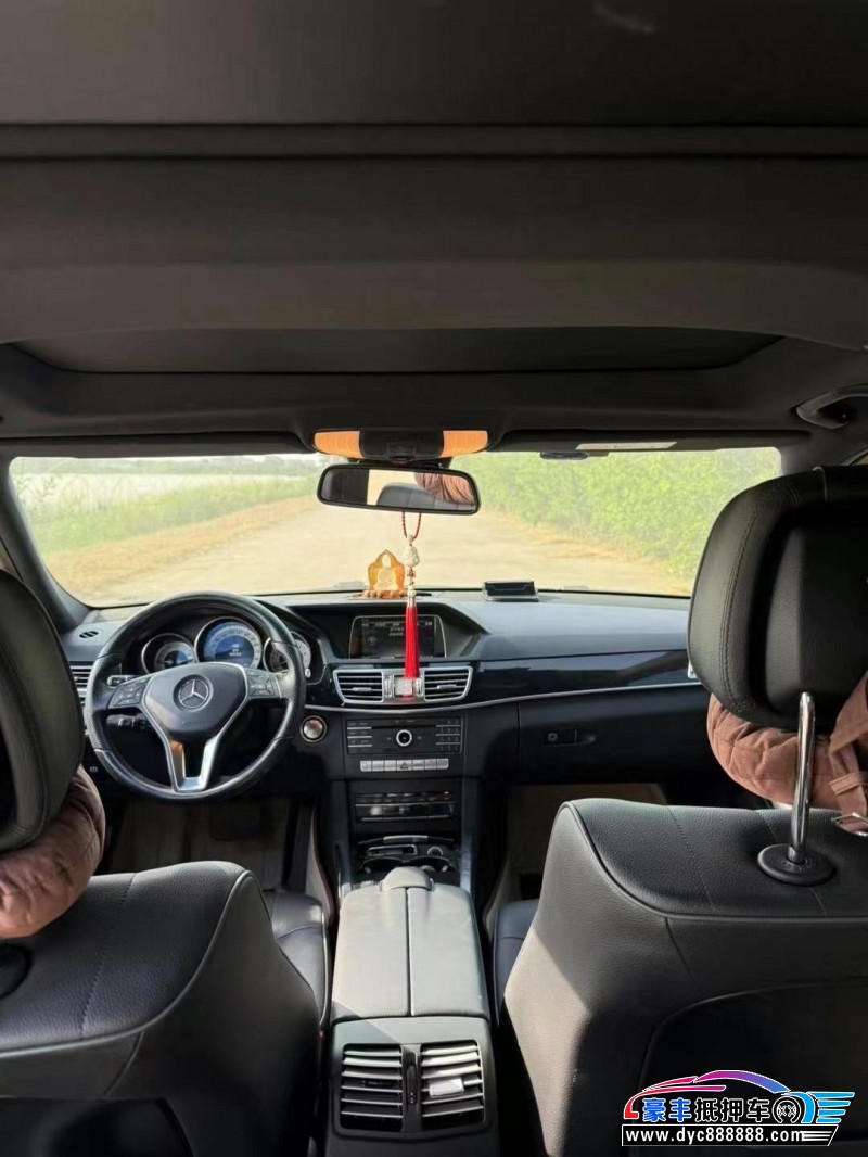 15年奔驰E轿车抵押车出售