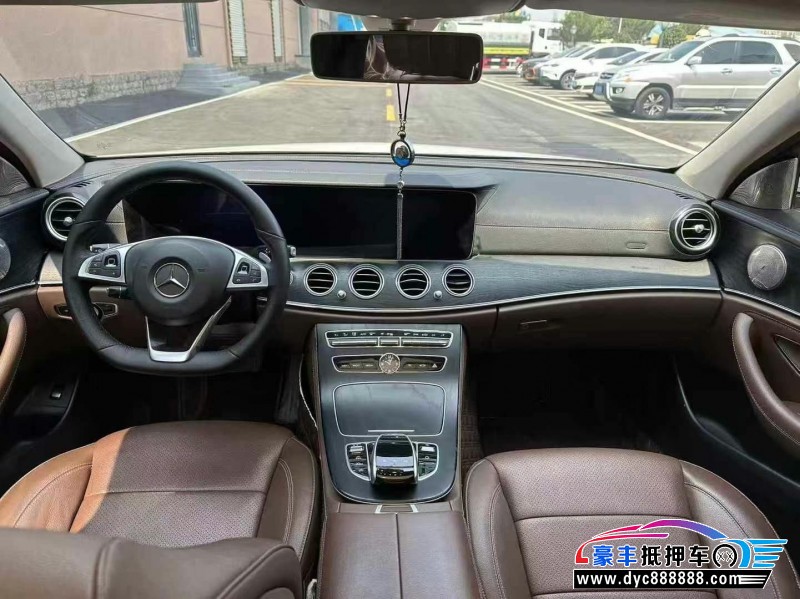18年奔驰E轿车抵押车出售