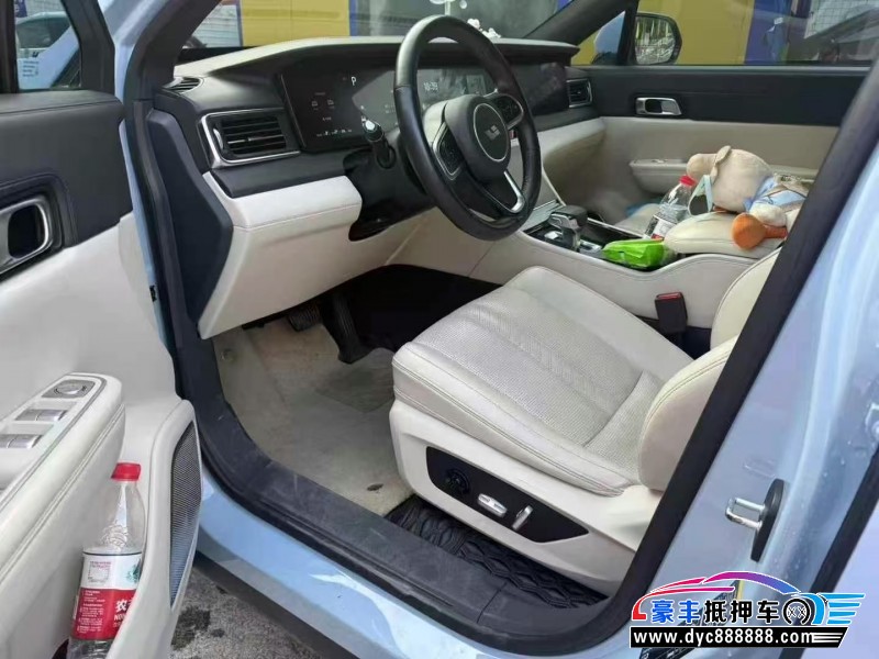 20年理想ONE轿车抵押车出售