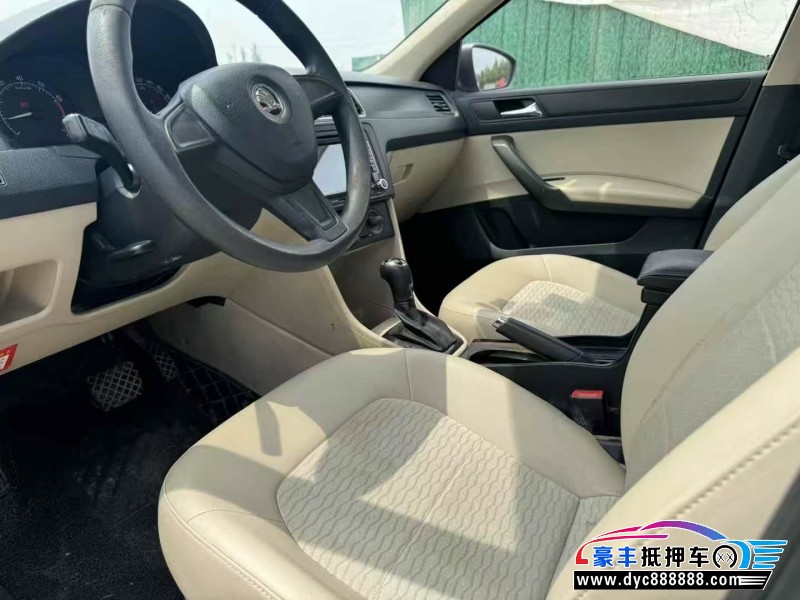 17年斯柯达昕锐轿车抵押车出售