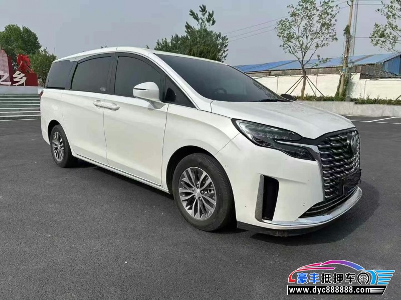 24年别克GL8轿车抵押车出售