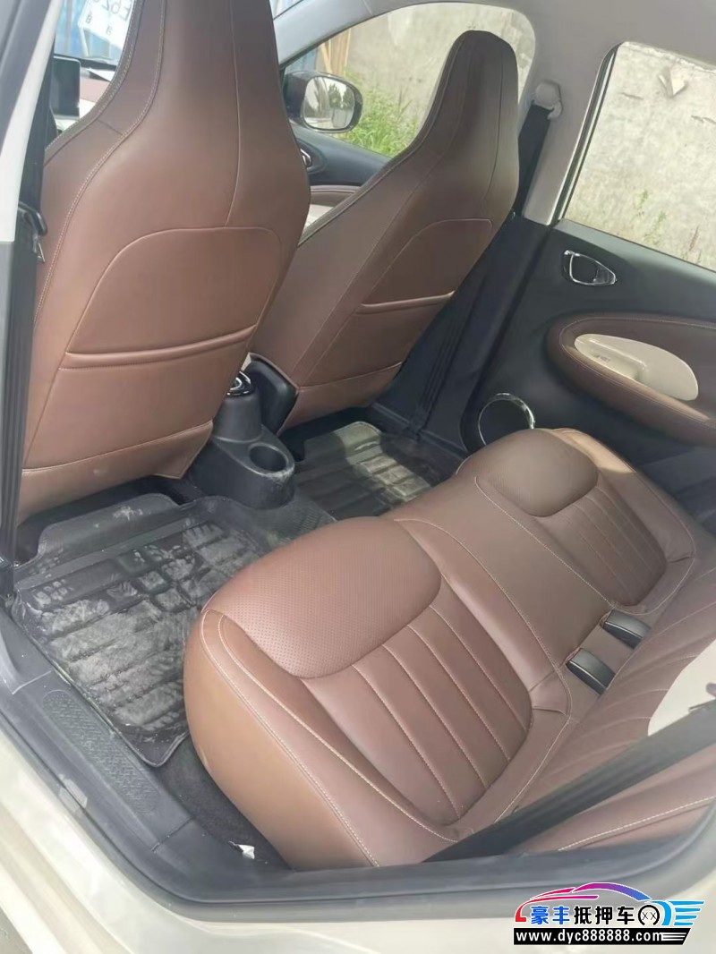 24年五菱缤果轿车抵押车出售