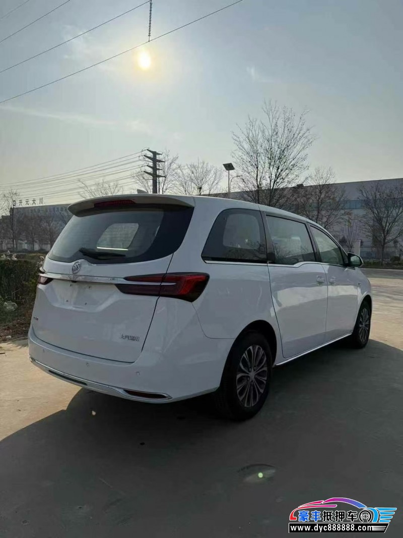 24年别克GL8轿车抵押车出售