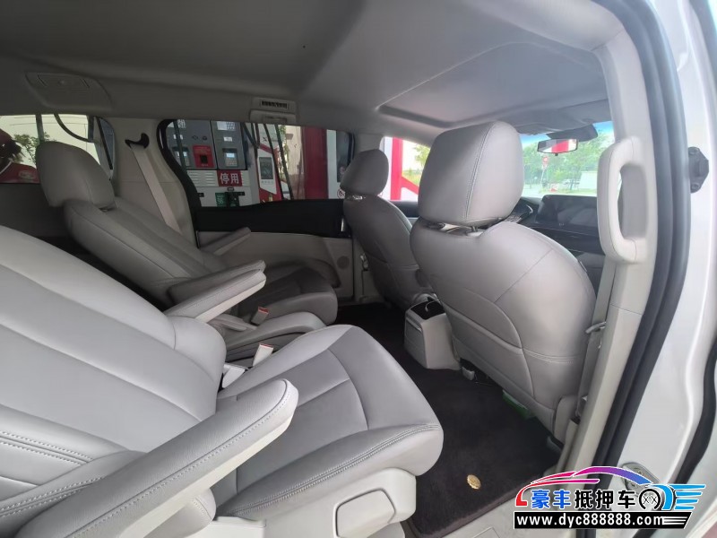 24年别克GL8轿车抵押车出售