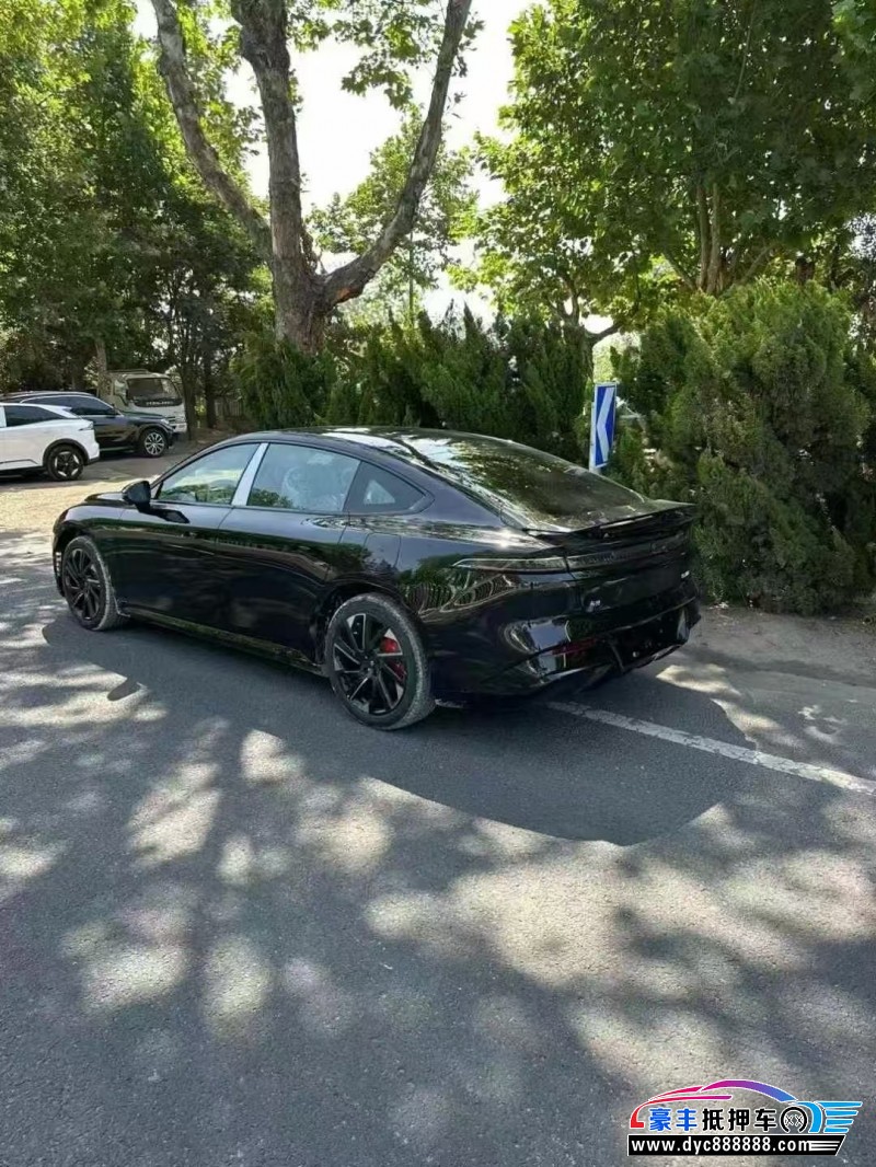 25年东风奕派007轿车抵押车出售