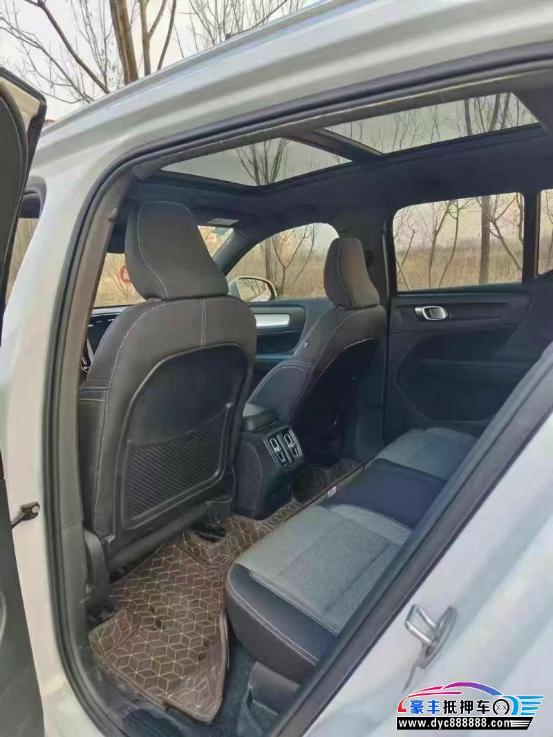 23年沃尔沃XC40轿车抵押车出售