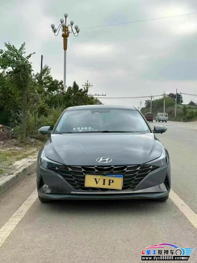 抵押车出售21年现代伊兰特轿车