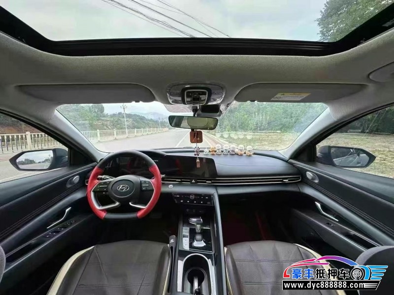 21年现代伊兰特轿车抵押车出售