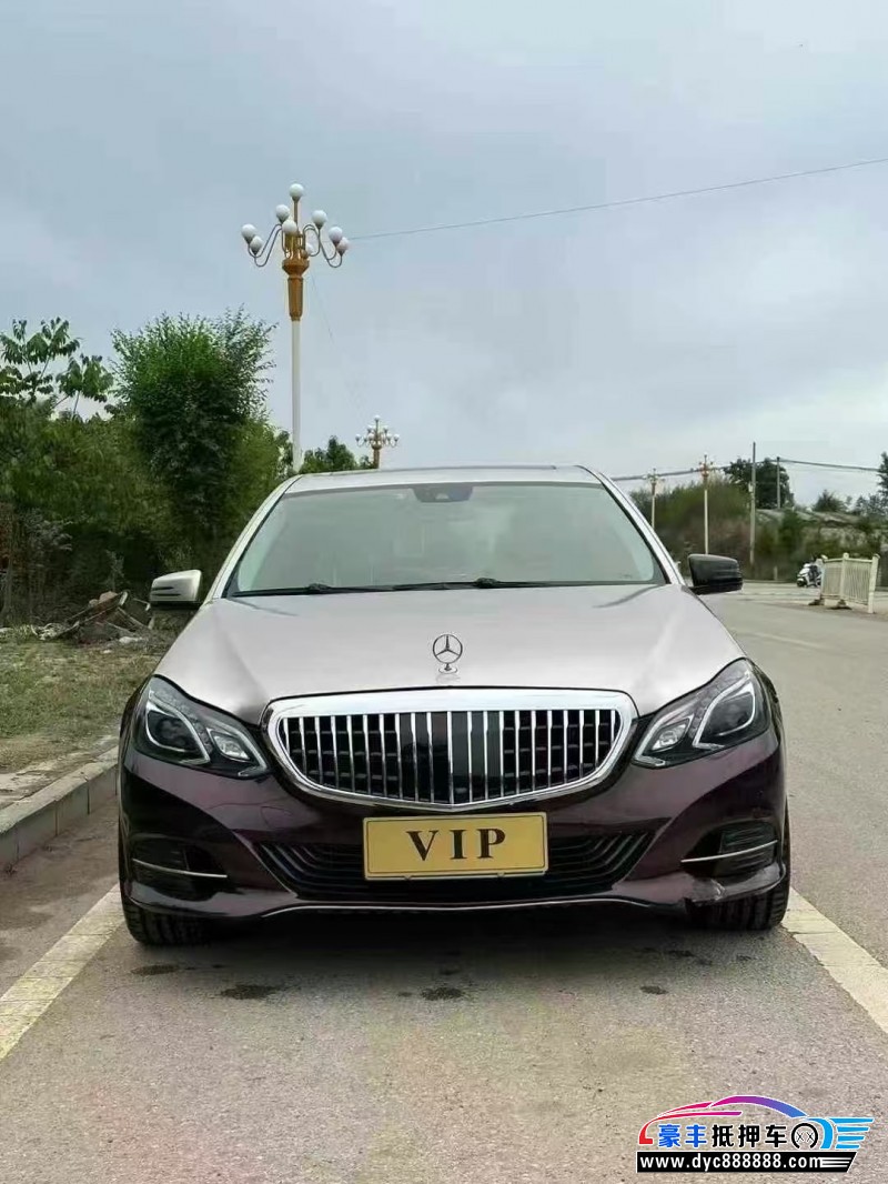 12年奔驰E轿车抵押车出售