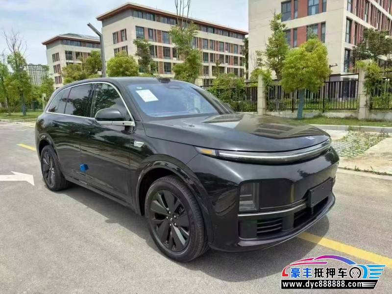 25年理想L7轿车抵押车出售