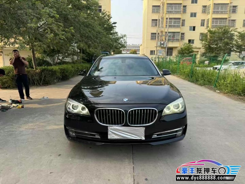 14年宝马7系轿车抵押车出售