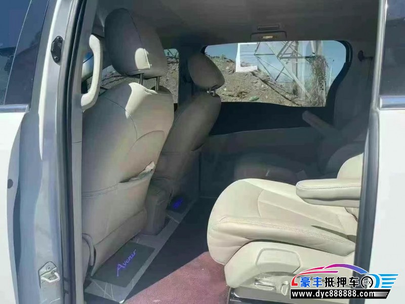 24年别克GL8轿车抵押车出售