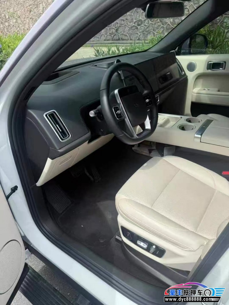 24年理想L7轿车抵押车出售