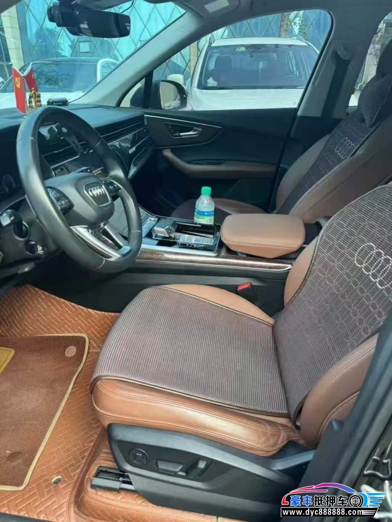 21年奥迪Q7轿车抵押车出售