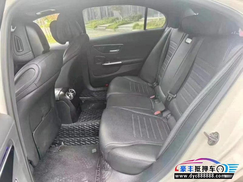 23年奔驰C轿车抵押车出售