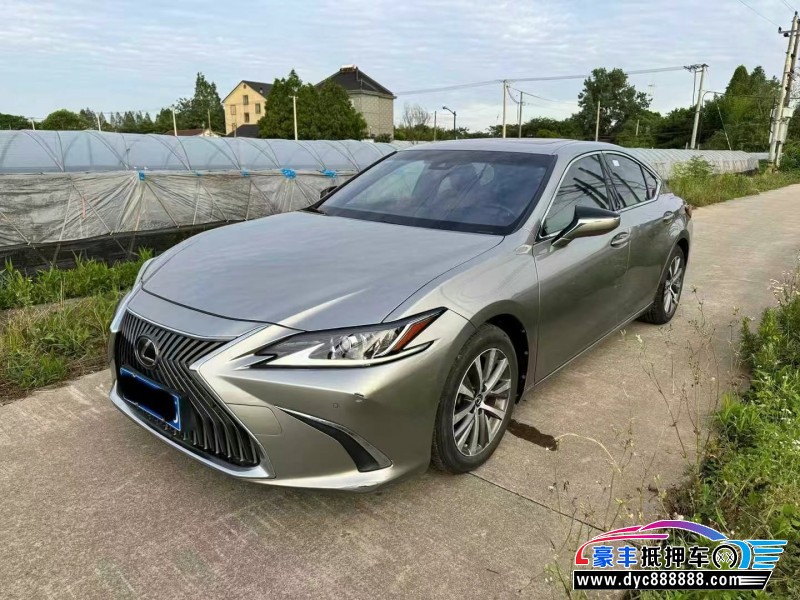 19年雷克萨斯ES轿车抵押车出售