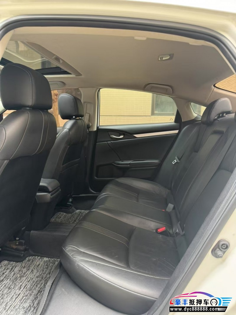 17年本田思域轿车抵押车出售