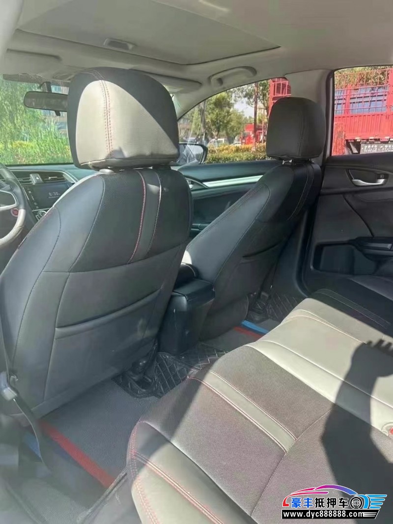 19年本田思域轿车抵押车出售