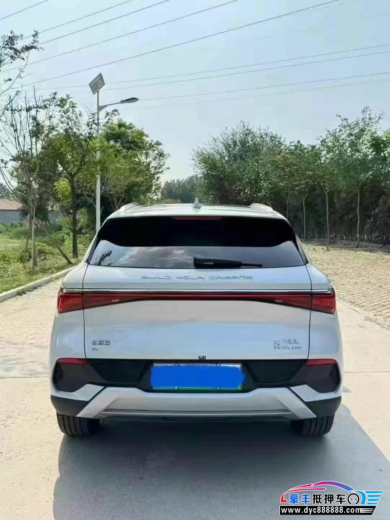 24年比亚迪元轿车抵押车出售