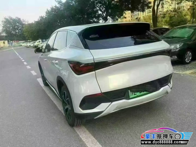 24年比亚迪元轿车抵押车出售