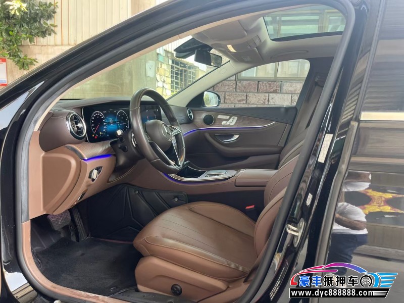 21年奔驰E轿车抵押车出售