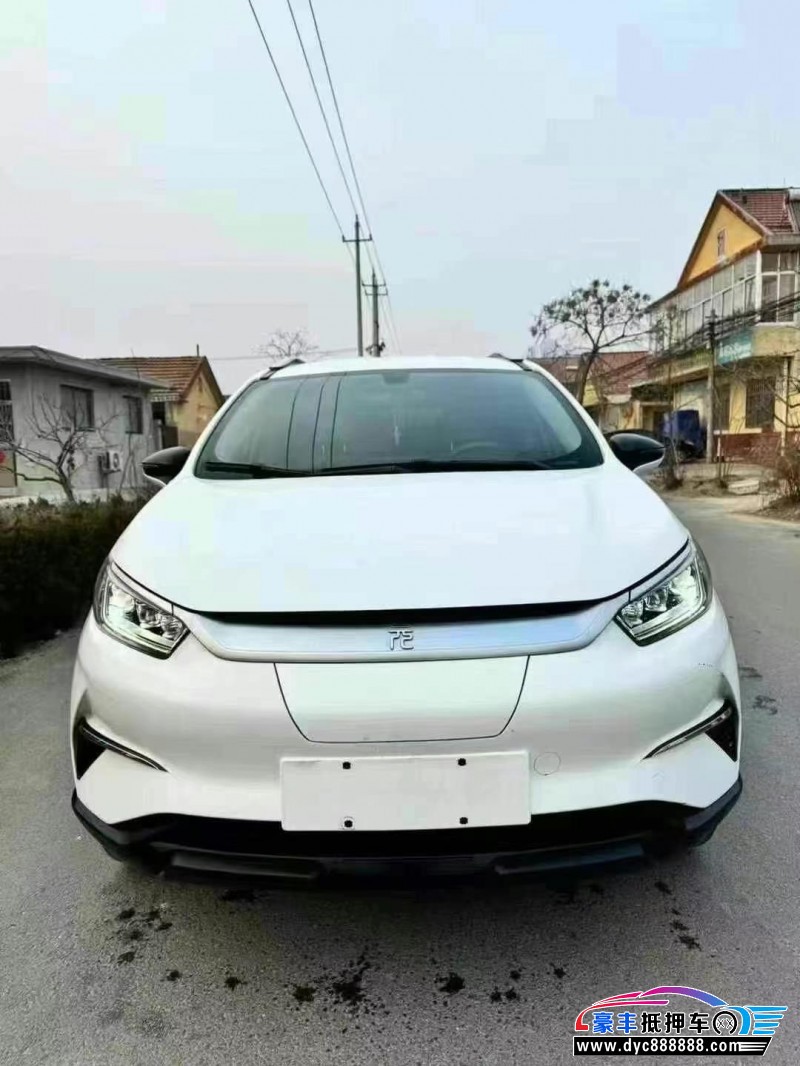 22年比亚迪元轿车抵押车出售