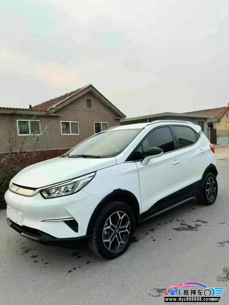 22年比亚迪元轿车抵押车出售