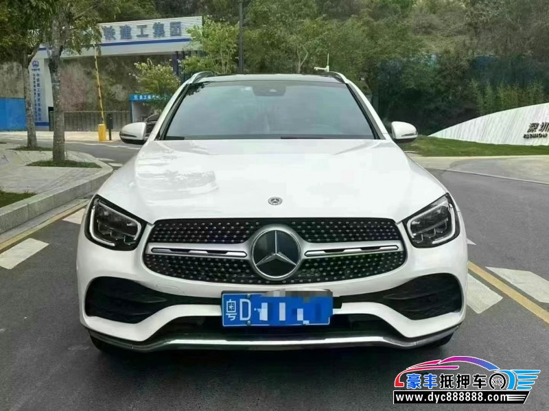 19年奔驰GLC轿车抵押车出售