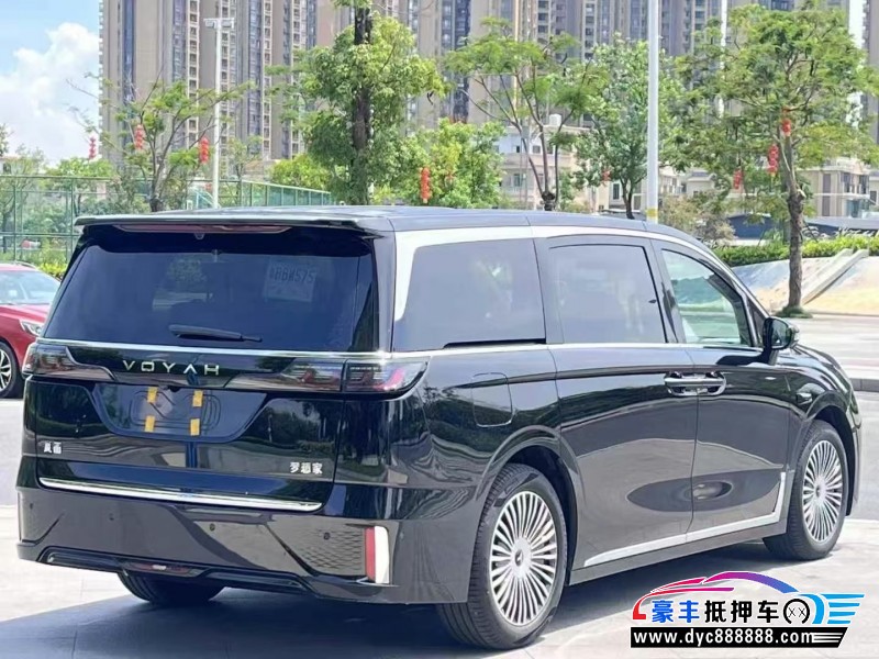 25年岚图梦想家轿车抵押车出售