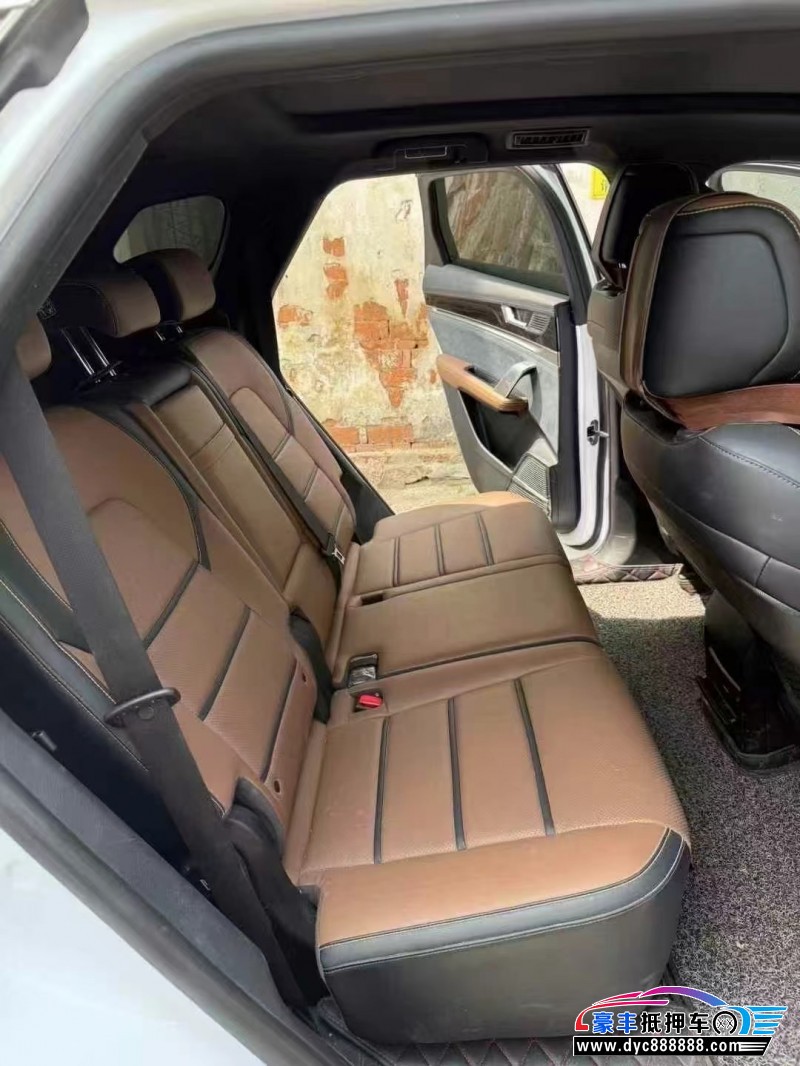 21年比亚迪唐轿车抵押车出售