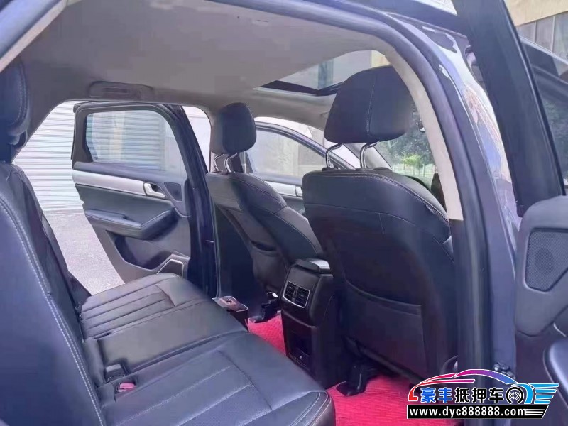 20年比亚迪唐轿车抵押车出售