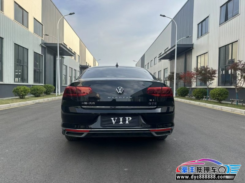 25年大众迈腾轿车抵押车出售