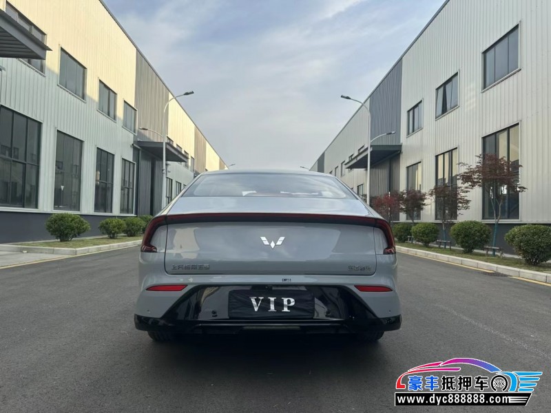 24年五菱星光轿车抵押车出售