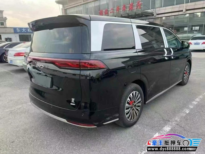 25年比亚迪夏轿车抵押车出售