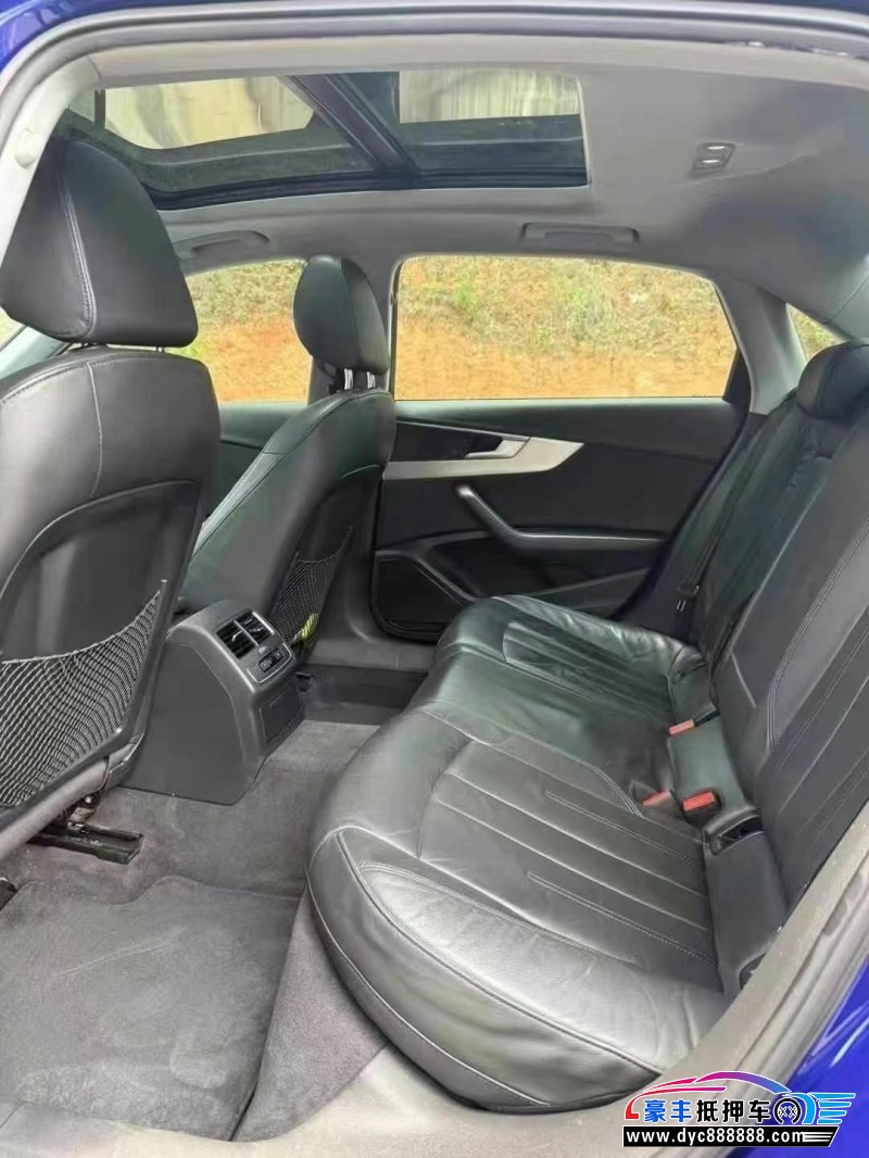 18年奥迪A4L轿车抵押车出售