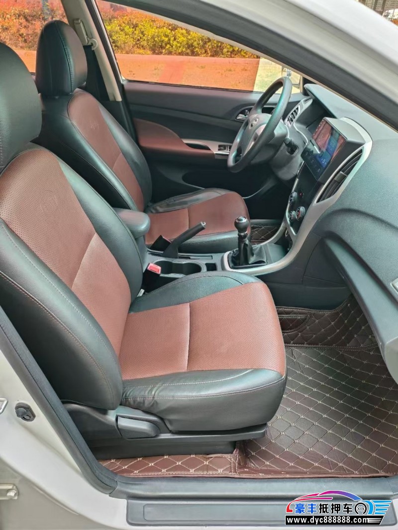 17年比亚迪f3轿车抵押车出售