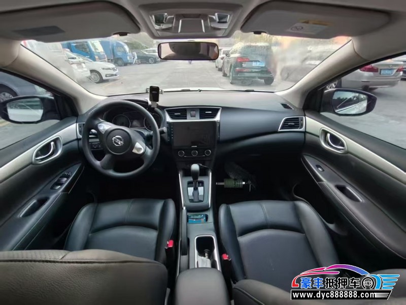 24年日产轩逸轿车抵押车出售