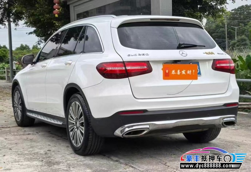 16年奔驰GLC轿车抵押车出售