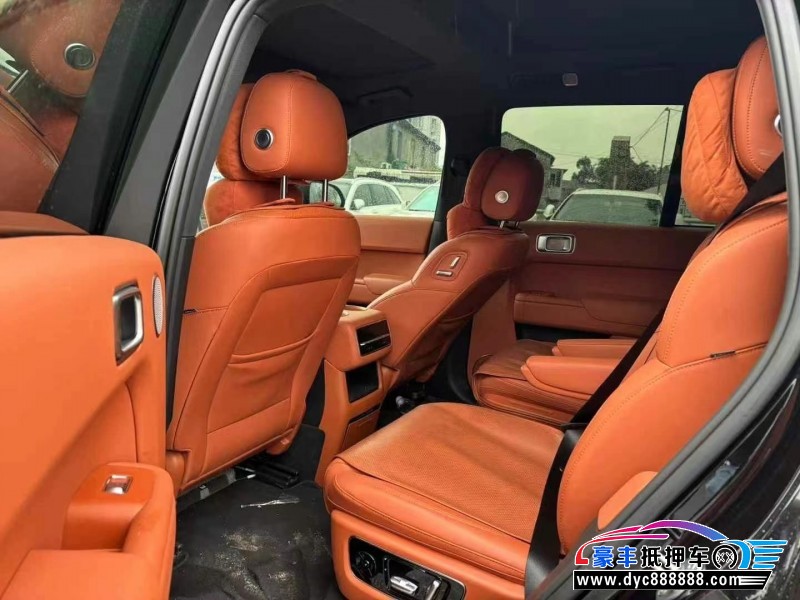 24年理想L8轿车抵押车出售