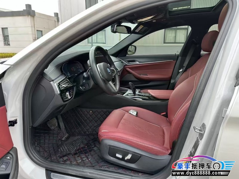 23年宝马5系轿车抵押车出售