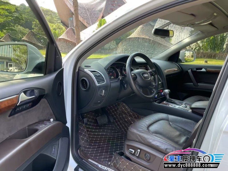 14年奥迪Q7轿车抵押车出售