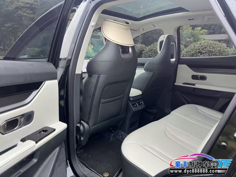 23年捷途大圣轿车抵押车出售