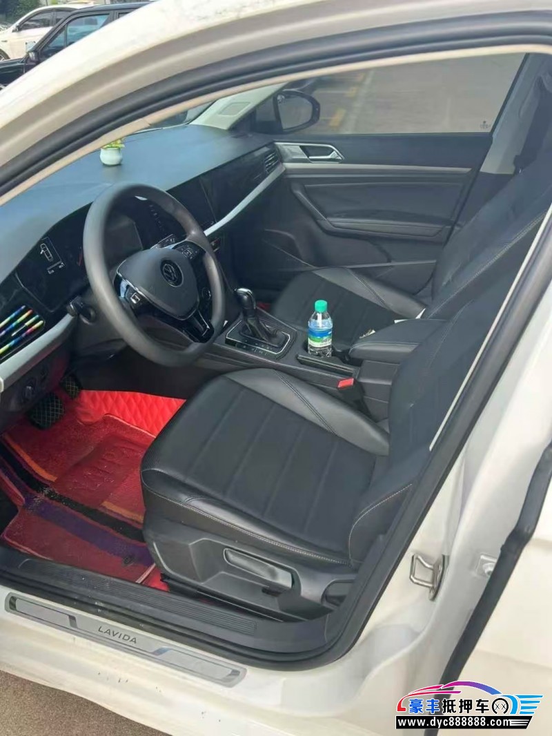 21年大众朗逸轿车抵押车出售