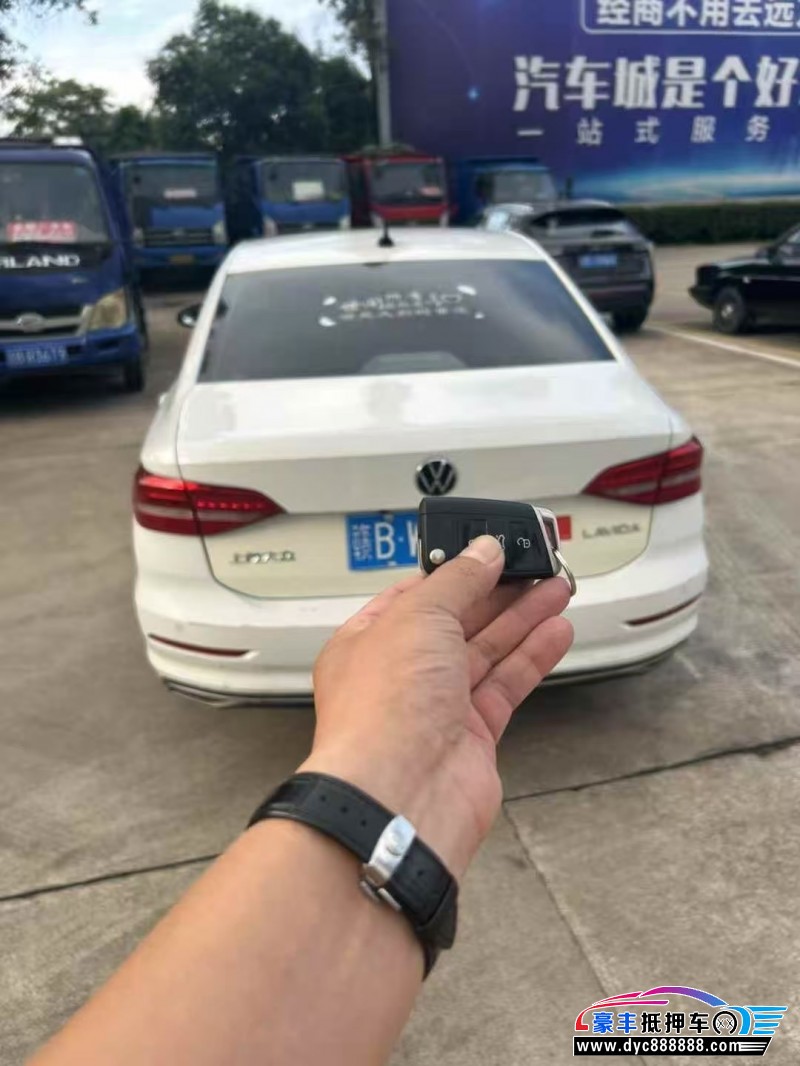 21年大众朗逸轿车抵押车出售