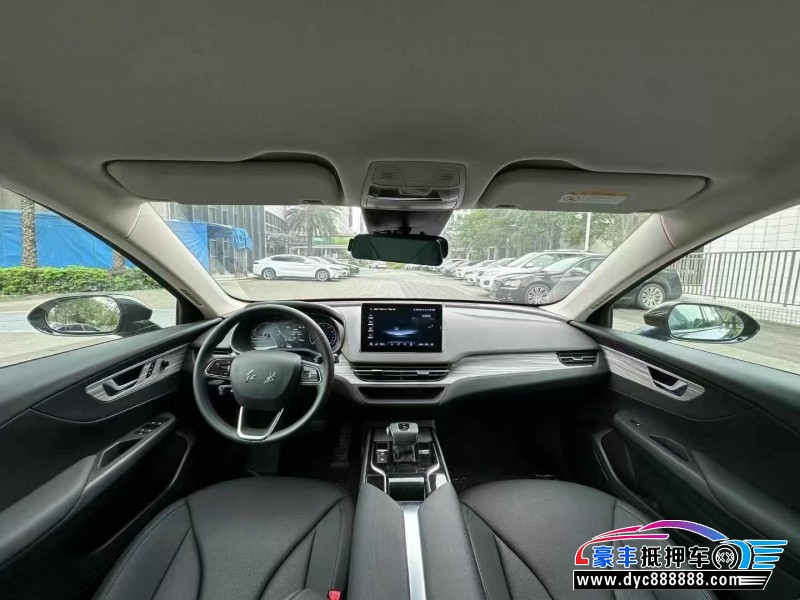 24年红旗EQM5轿车抵押车出售