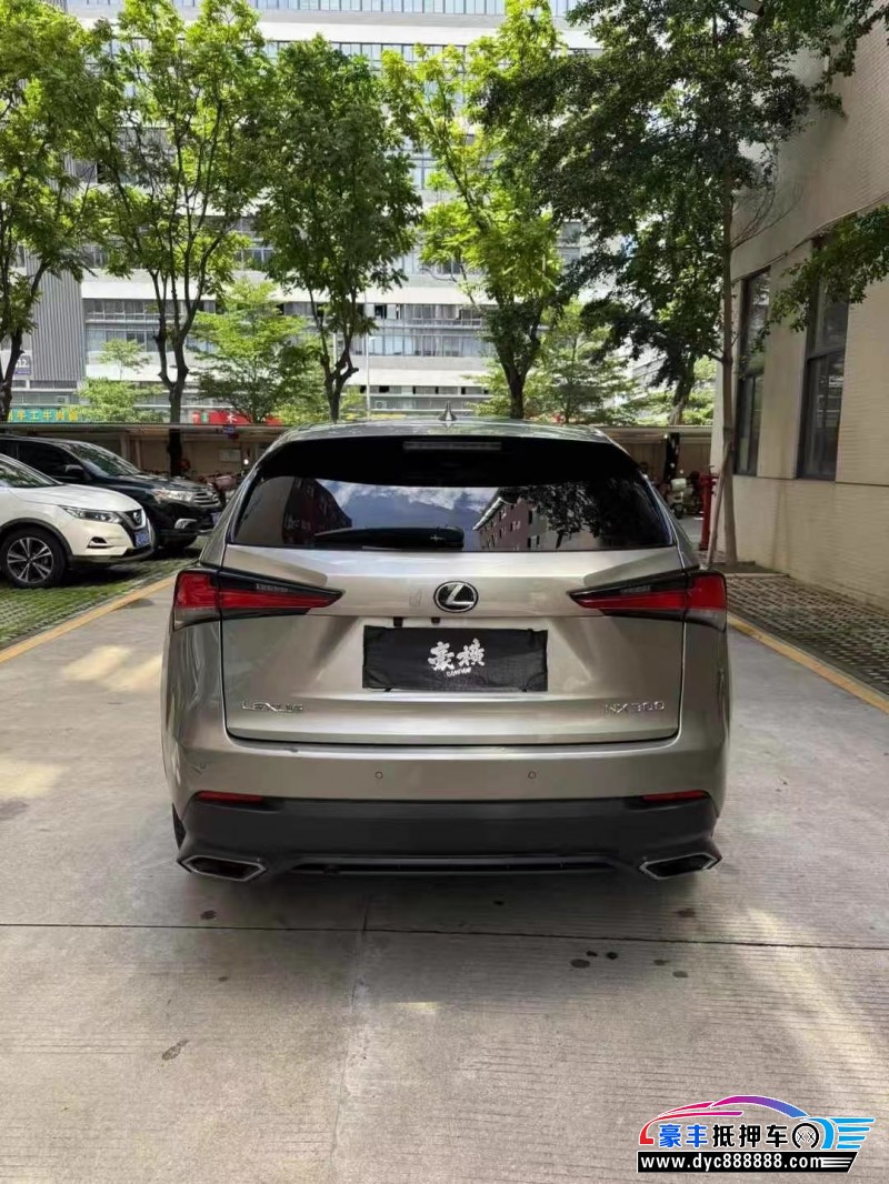 18年雷克萨斯NX轿车抵押车出售