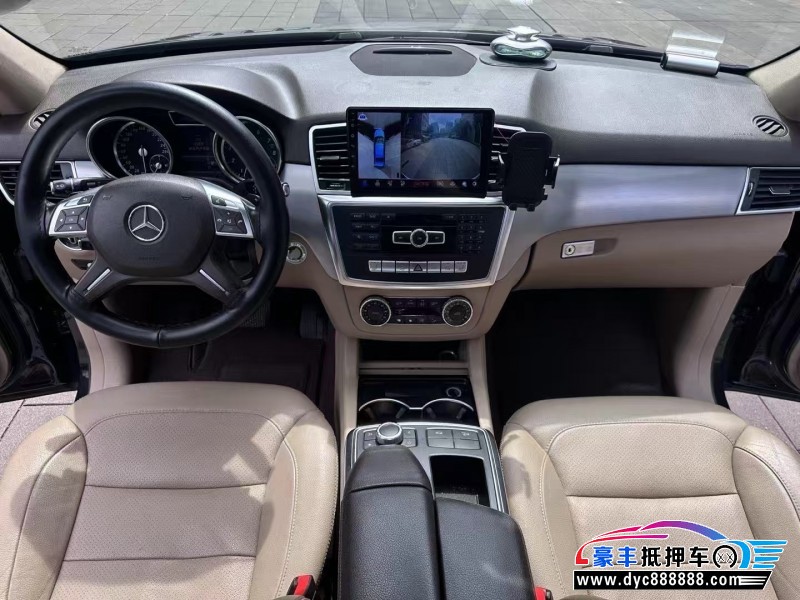 14年奔驰ML轿车抵押车出售